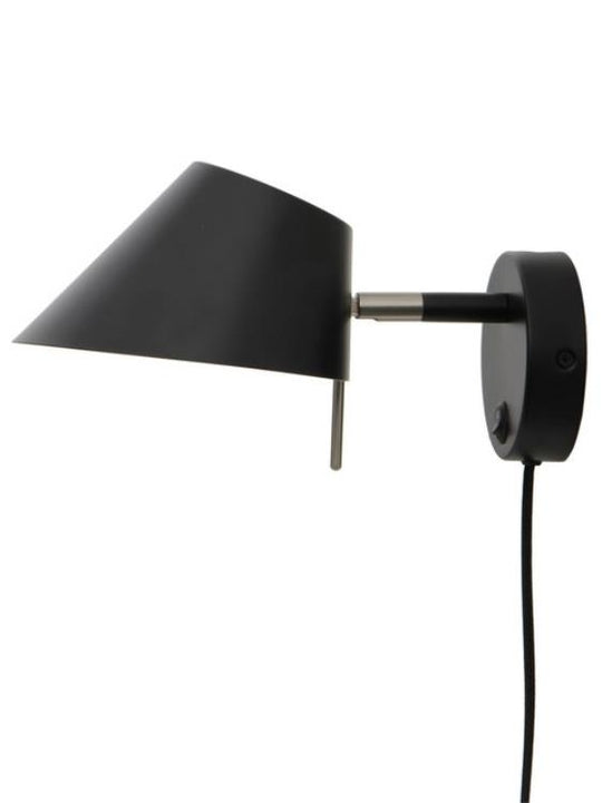 Frandsen Office Væglampe – Mat Sort Metal med Tekstilledning