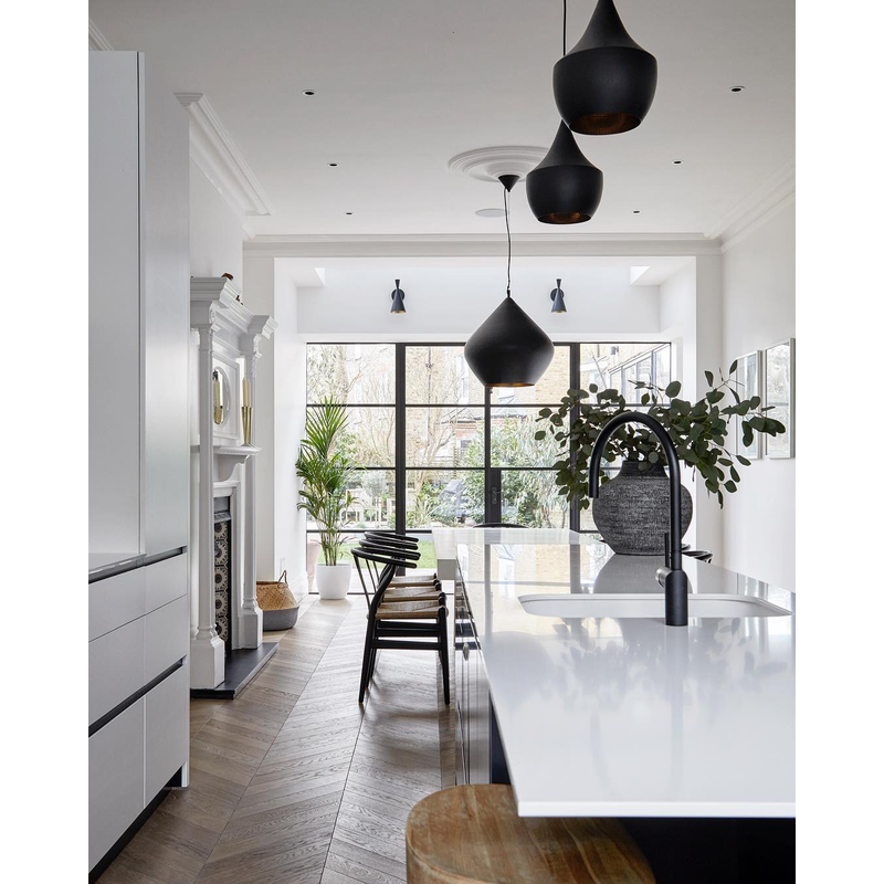 BEAT FAT PENDEL SORT LED