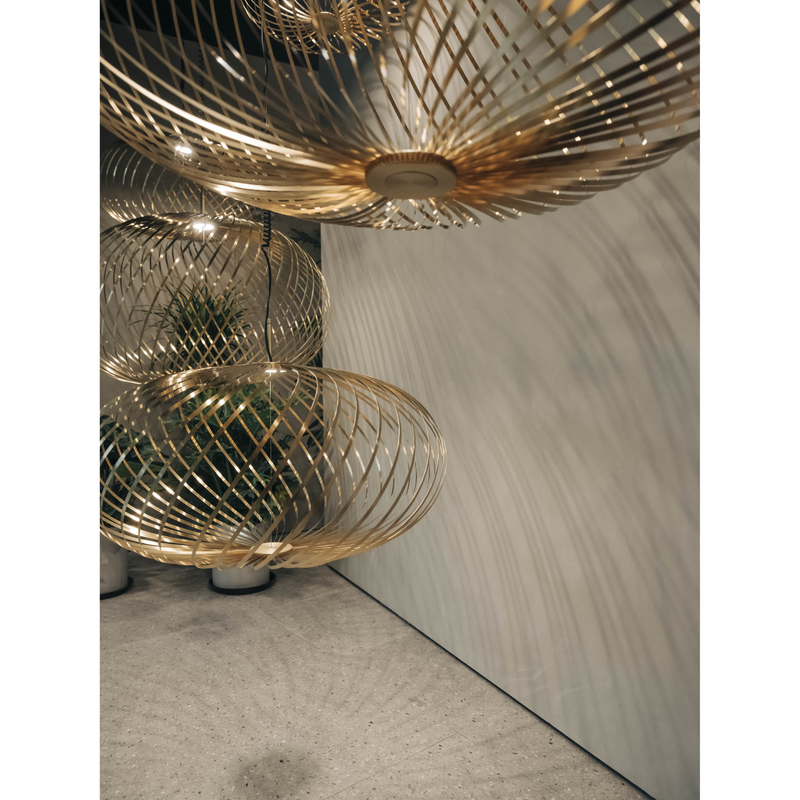 SPRING PENDEL MEDIUM MESSING LED