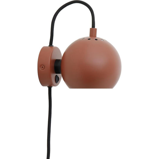 Ball Væglampe – Mat Terracotta Rød | Frandsen