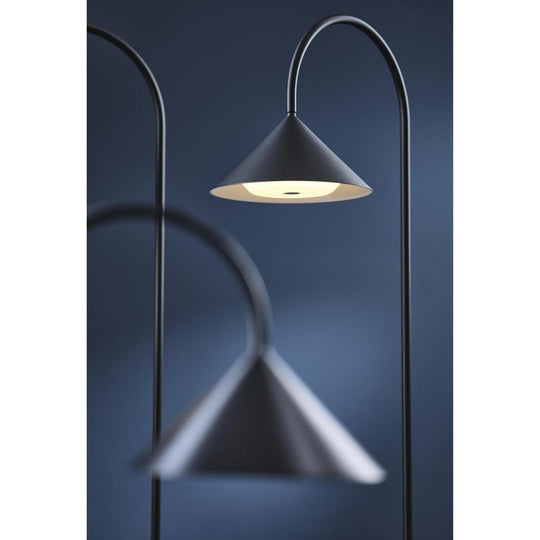 GRASP BORDLAMPE H72 MAT SORT PORTABLE - Frandsen