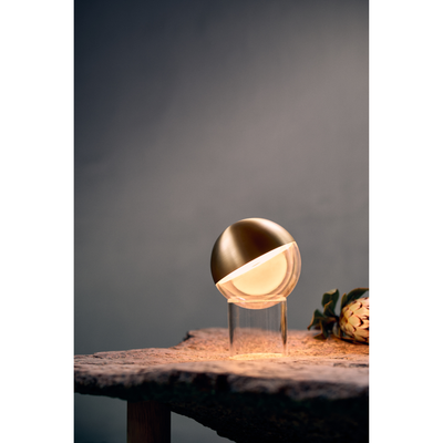 Frandsen Pila Portable Bordlampe – Solid Brass | Lampeagenten