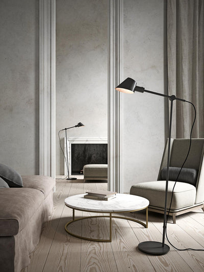 STAY GULVLAMPE SORT