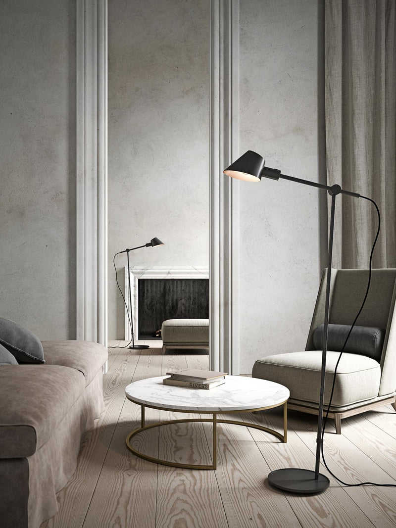 STAY GULVLAMPE SORT