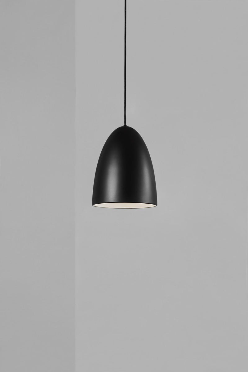 NEXUS PENDEL Ø20 SORT
