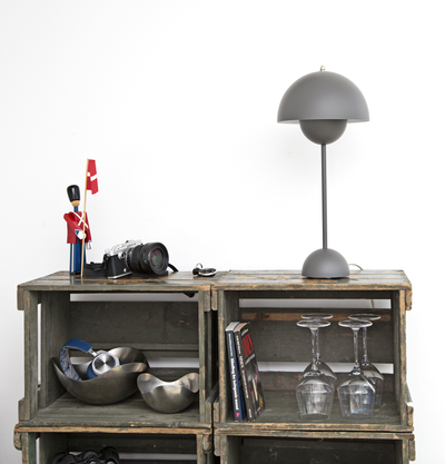 FLOWERPOT BORDLAMPE VP3 MAT MØRKEGRÅ