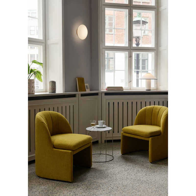 MIST AP22 VÆG/LOFTSLAMPE HVID BASE Ø25