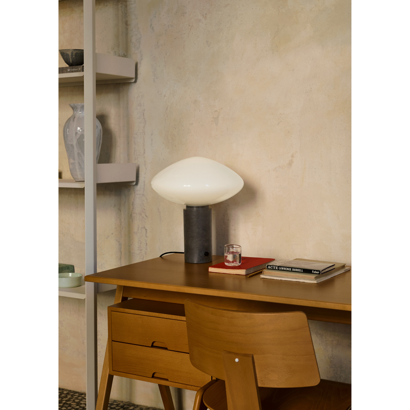 MIST AP17 BORDLAMPE GLAS GRIGIO CALDO BASE