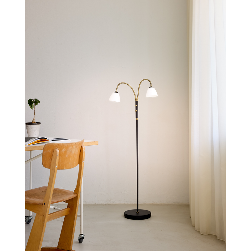 LUCID LED GULVLAMPE 2 ARM OPAL ANTIQUE