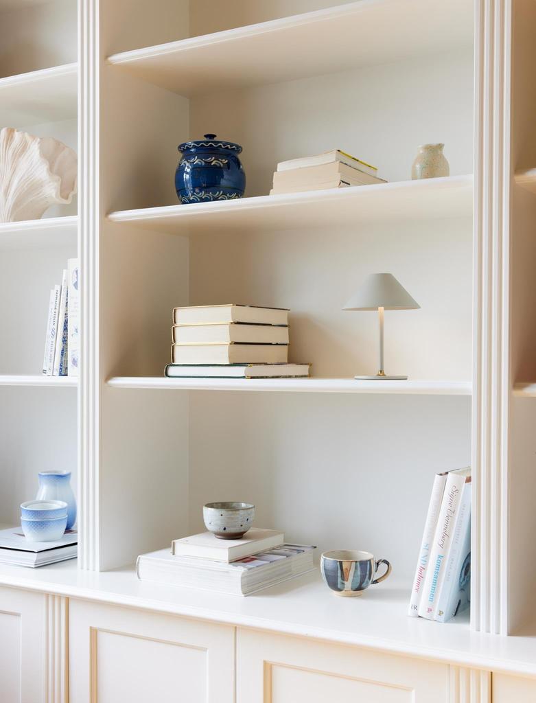 HYGGE LYS GRÅ BATTERI BORDLAMPE