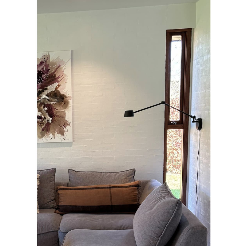 DIRECTION VÆGLAMPE SORT LED