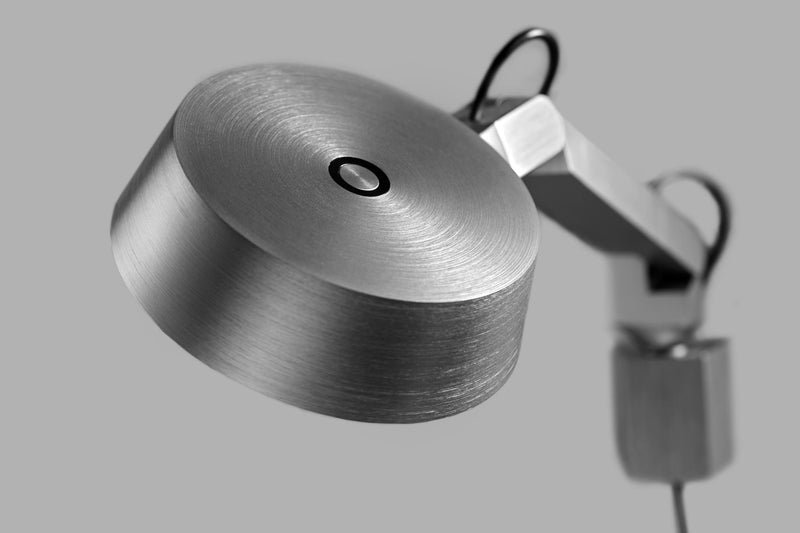 LIGHT POINT DARK W1 TITANIUM VÆGLAMPE