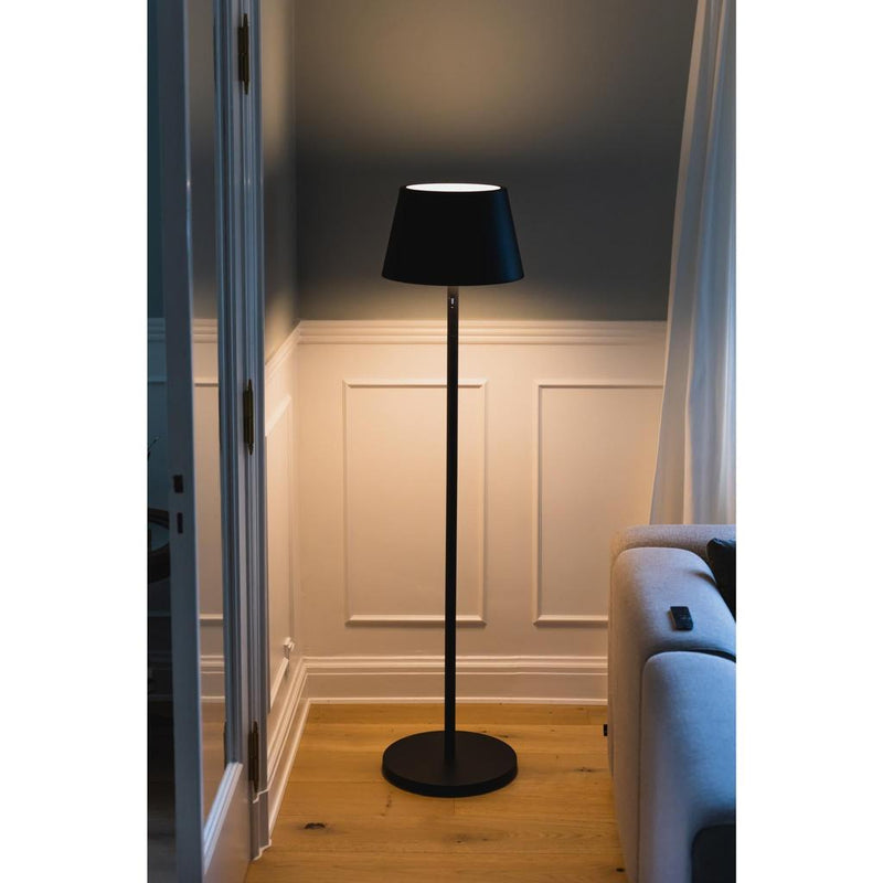 Loom Design Modi Sort Portable Gulvlampe