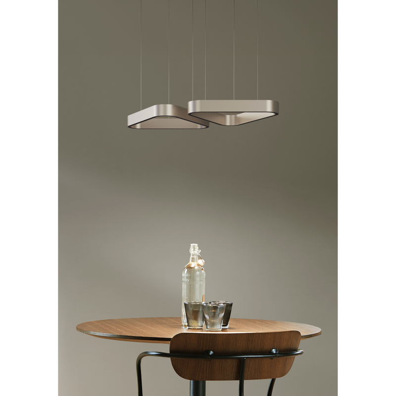 Loom Design Trigon Sospensione – Soft Ivory luksus i pendelform