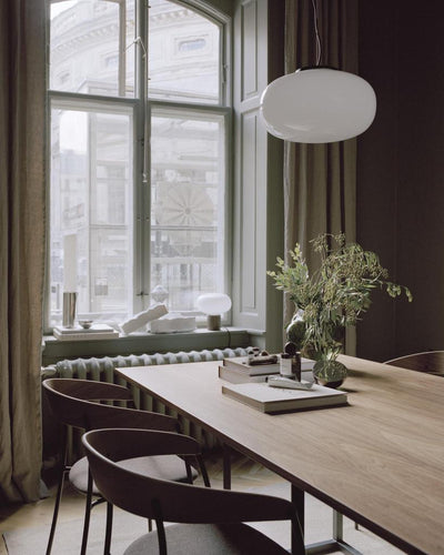 NEW WORKS KARL-JOHAN LED Ø23 OPAL GLAS PENDEL - Svampejagtens charme i en mindre udgave