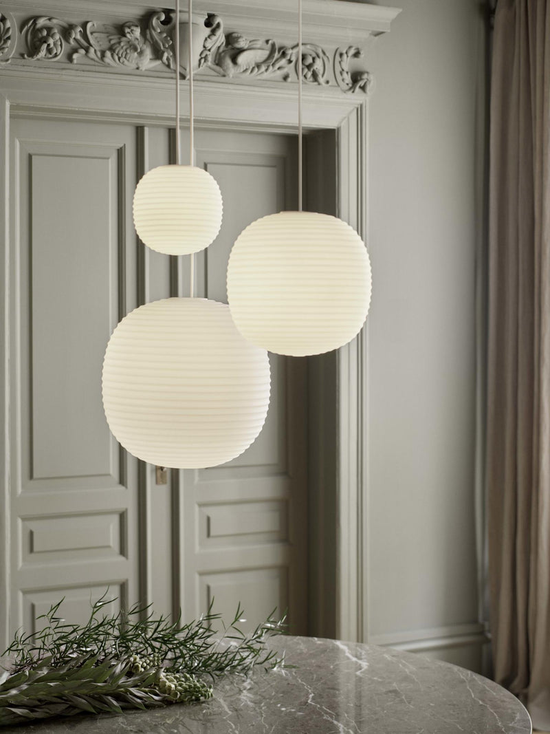 NEW WORKS LANTERN Ø20 PENDEL - Tidløs elegance med inspiration fra østen