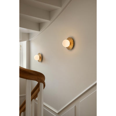 LIILA MUUSE VÆG/LOFT Ø23 GULD/OPAL SMALL - Nuura