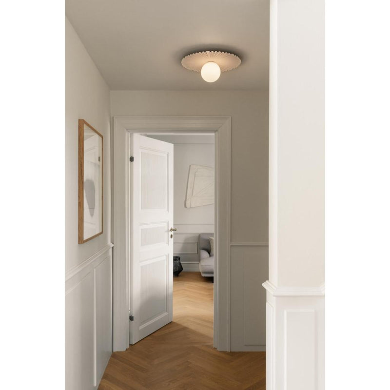 LIILA MUUSE VÆG/LOFT Ø42 HVID/OPAL MEDIUM - Nuura
