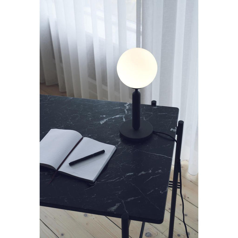 MIIRA BORDLAMPE STENGRÅ/OPAL