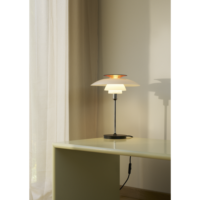 PH 80 Bordlampe – Opal/Højglans Forkromet – Poul Henningsen – Louis Poulsen