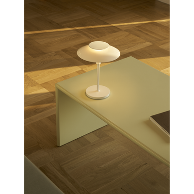 PH 80 Portable Bordlampe – Opal / Hvid – Poul Henningsen – Louis Poulsen