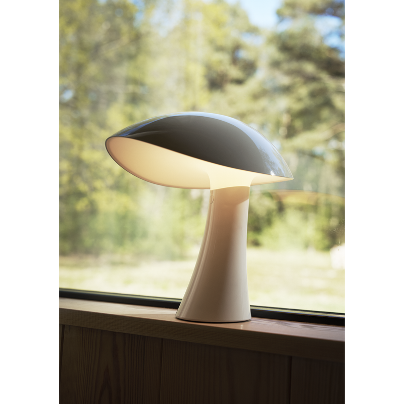 Rumee 220 Portable – Earth Grey – Gabriel Tan / Louis Poulsen