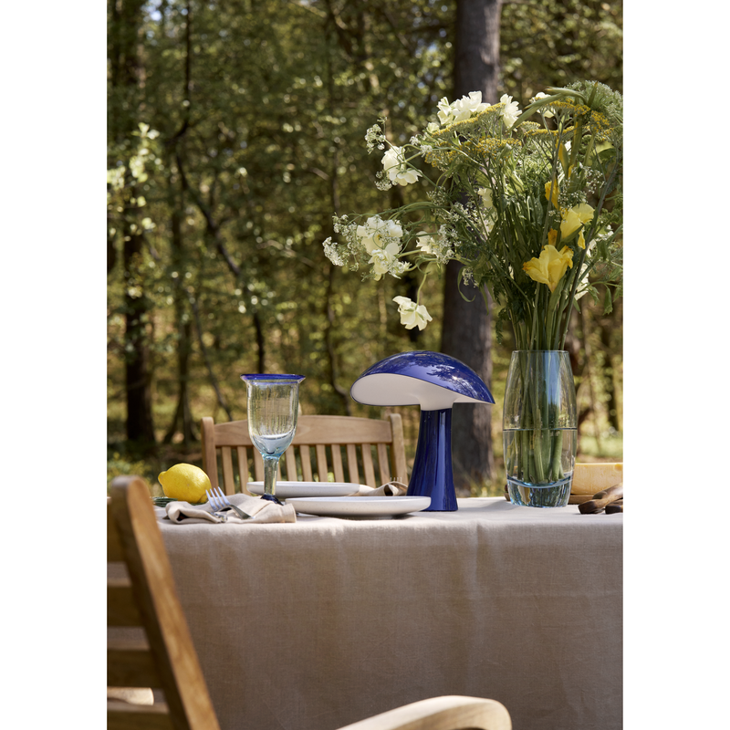 Rumee 220 Portable – Night Blue – Gabriel Tan / Louis Poulsen