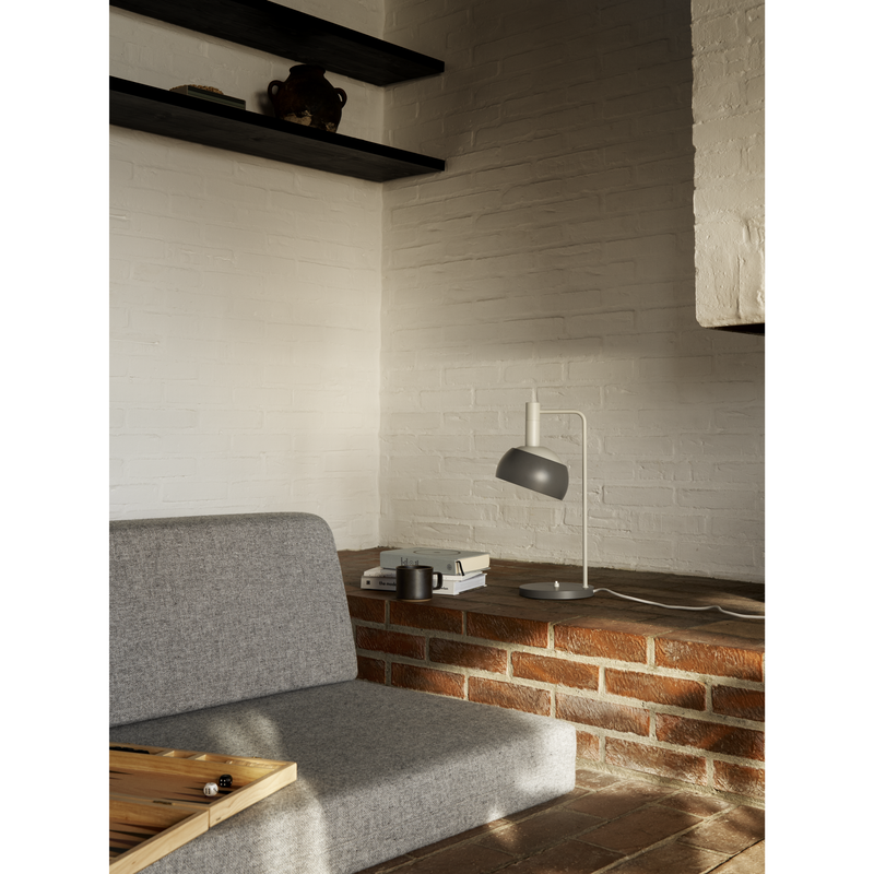FJ Elements Bordlampe – Original Grey af Finn Juhl – Louis Poulsen