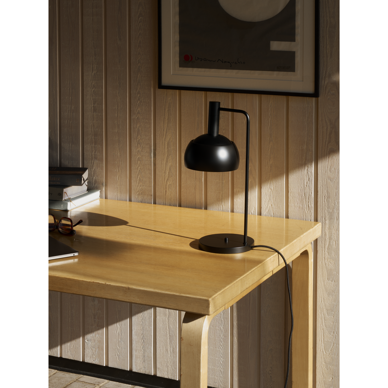 FJ Elements Bordlampe – Finn Juhl Designklassiker i Sort – Louis Poulsen