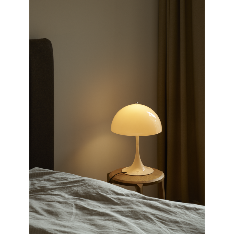 Panthella 320 Bordlampe – Opal Beige – Verner Panton – Louis Poulsen