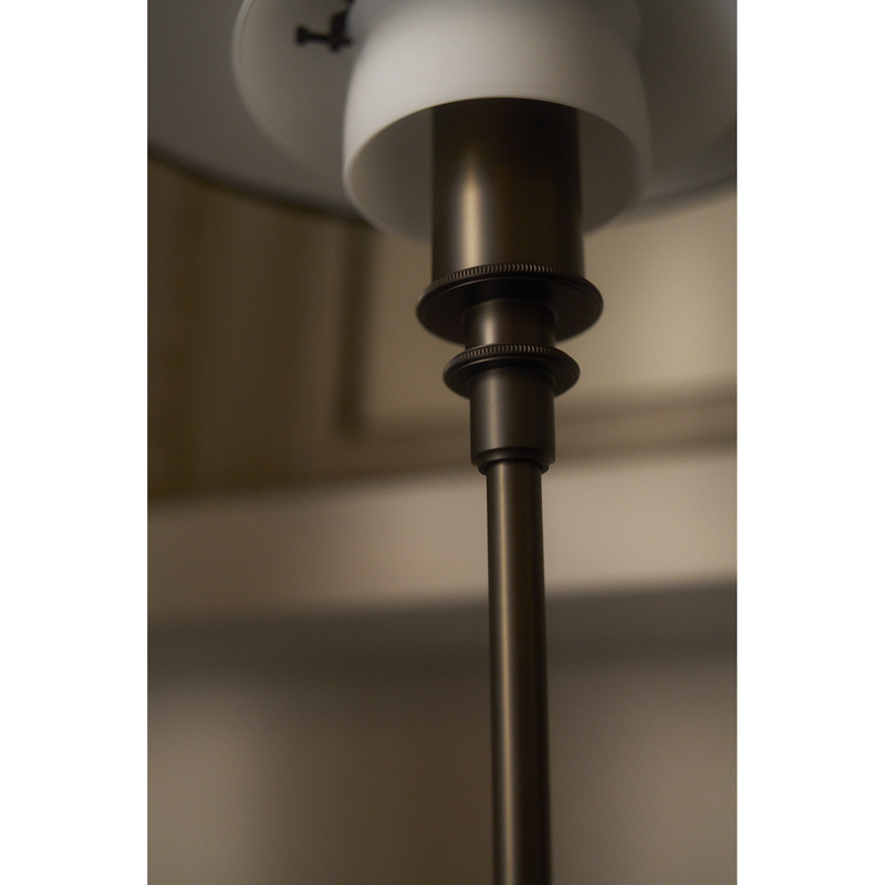 PH 3/2 BORDLAMPE BRUNERET MESSING OG OPALGLAS