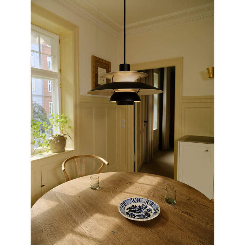 PH 5 Black Edition 2025 pendel – Louis Poulsen | Lampeagenten