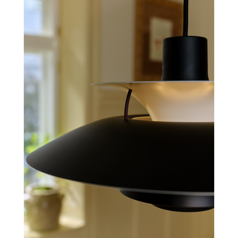 PH 5 Black Edition 2025 pendel – Louis Poulsen | Lampeagenten