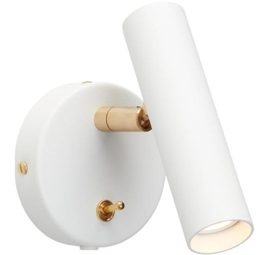 Slender Væglampe – Belid (Hvid Struktur & Messing, GU10)