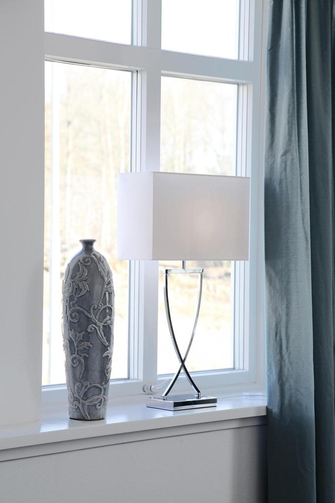 OMEGA BORDLAMPE KROM/HVID H52