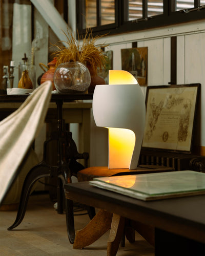 DCWéditions Grande B Bordlampe Gypsum/Aluminium | Lampeagenten