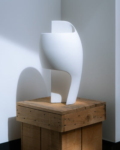 DCWéditions Grande B Bordlampe Gypsum/Aluminium | Lampeagenten