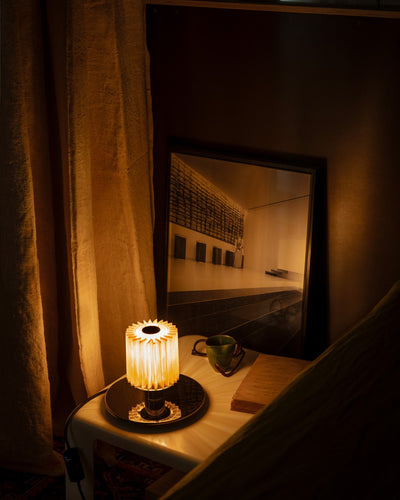 DCWéditions In The Sun 220 Bordlampe – Silver/Gold | Lampeagenten