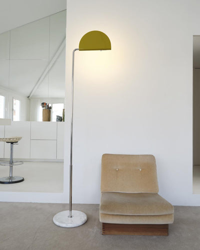 DCWéditions Mezzaluna Gulvlampe – White Marble / Yellow | Lampeagenten