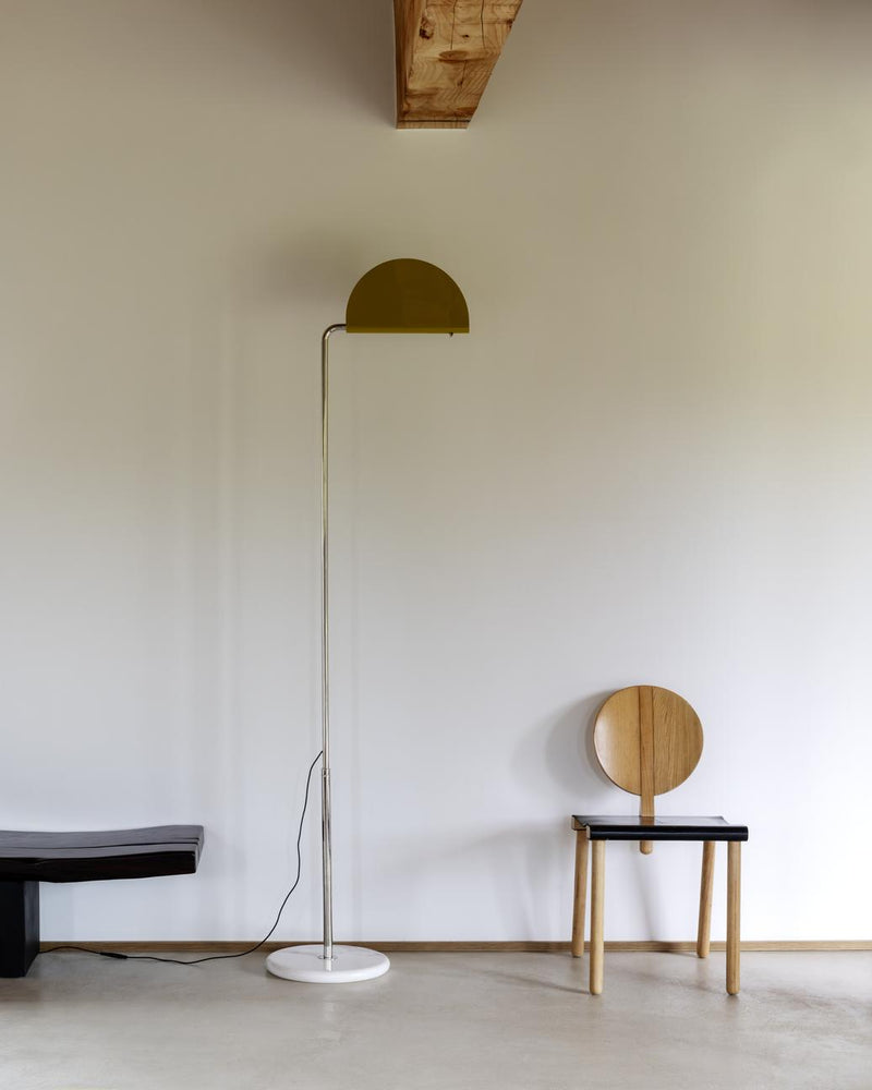 DCWéditions Mezzaluna Gulvlampe – White Marble / Yellow | Lampeagenten