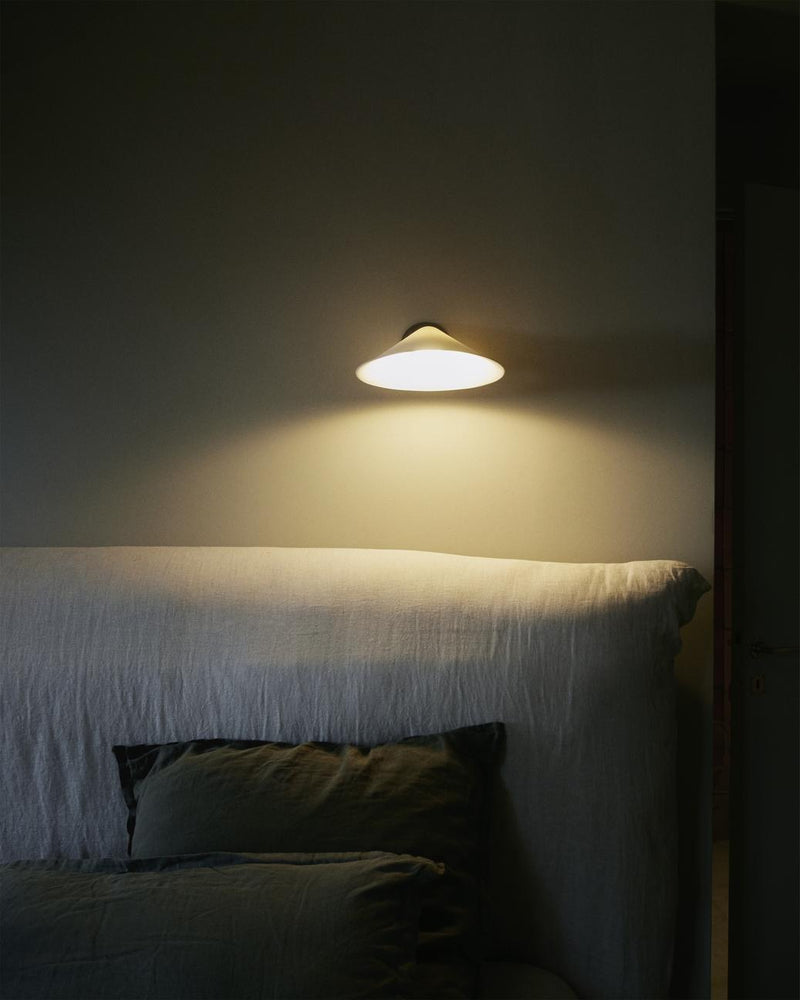 DCWéditions Plume Væglampe – Sort / Polycarbonat