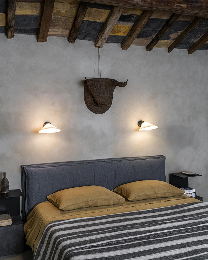 DCWéditions Plume Væglampe – Sort / Polycarbonat