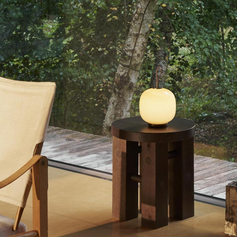VL45 RADIOHUS PORTABLE WHITE OPAL GLAS