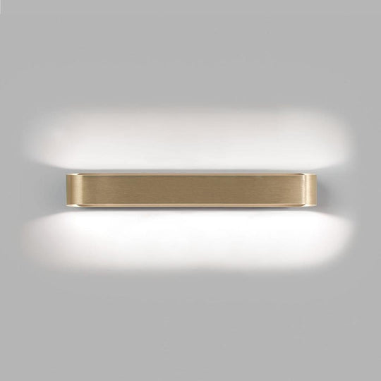 Aura W3 Væglampe – Messing – Elegant dim-to-warm LED-vægbelysning