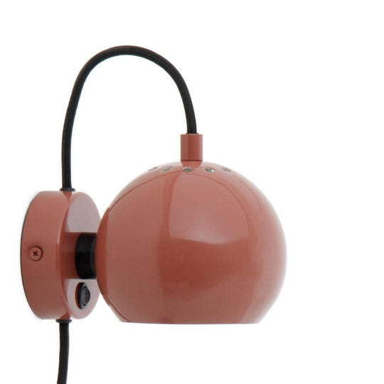 Ball Væglampe - Blank Rød