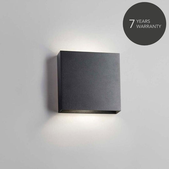 Compact W2 Væglampe Sort LED