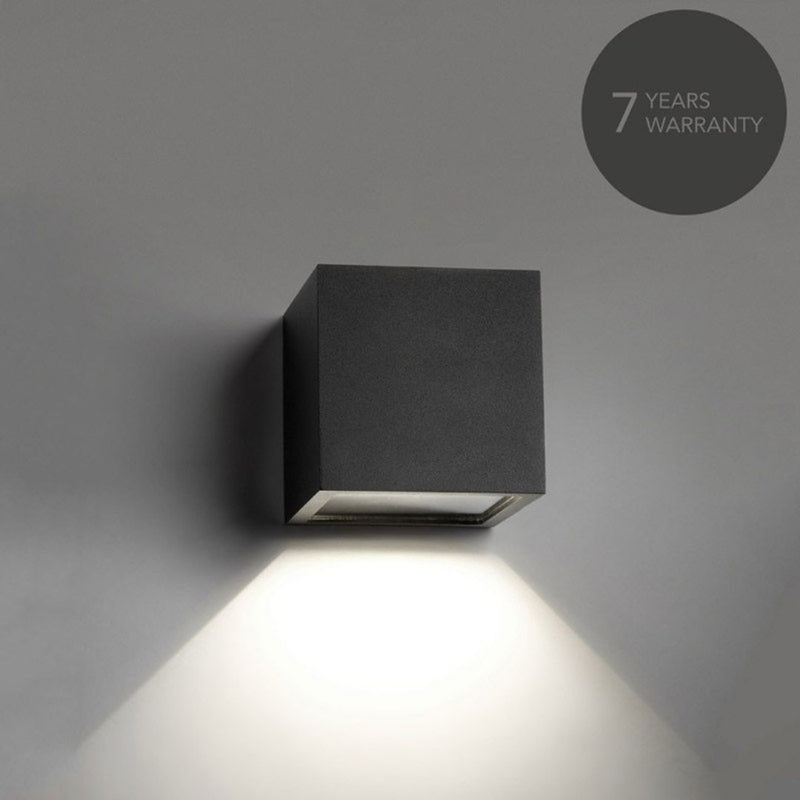 Cube Down D10 LED Sort - Udendørslampe