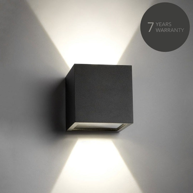 Cube D10 LED Sort - Udendørslampe