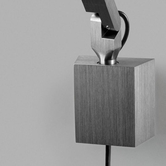 Dark Vægophæng Titanium - Light-Point