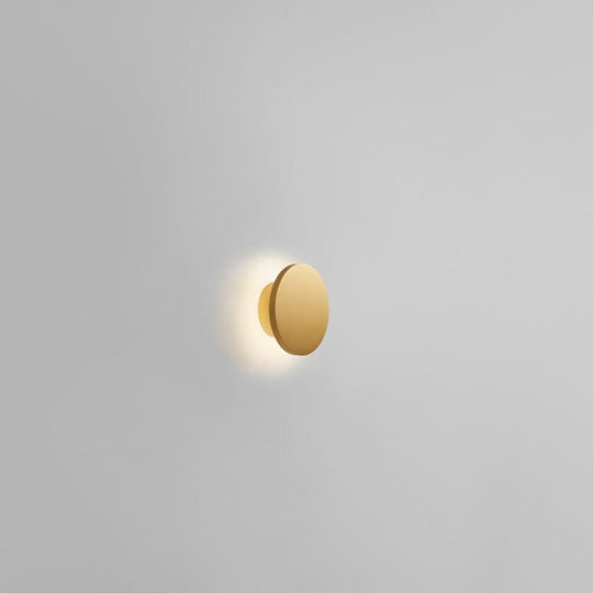 SOHO W1 Væglampe – Guld LED med Dimmer | Light-Point